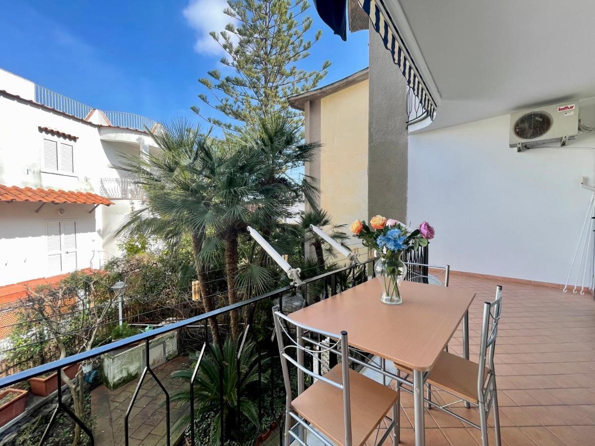 Casa Vacanze Mariafrancesca Ischia Esterno foto
